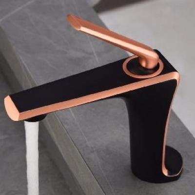 Vòi chậu Lavabo v02 đen vàng